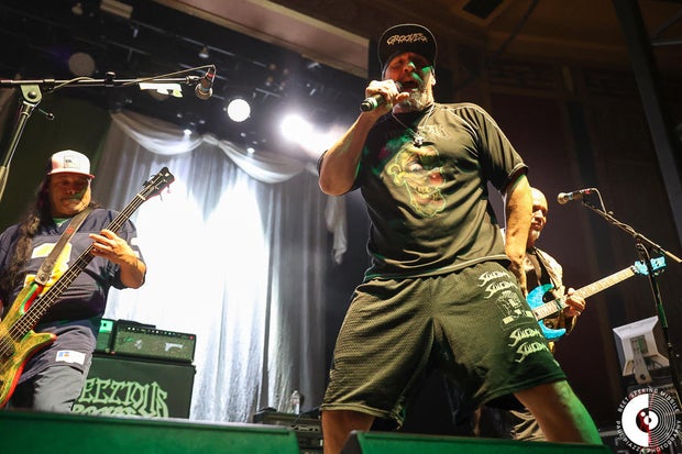 Infectious Grooves play the UC Theatre 