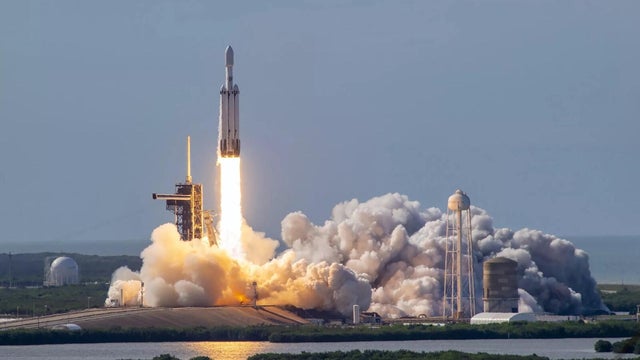 Liftoff of GOES-U (GOES-19) 