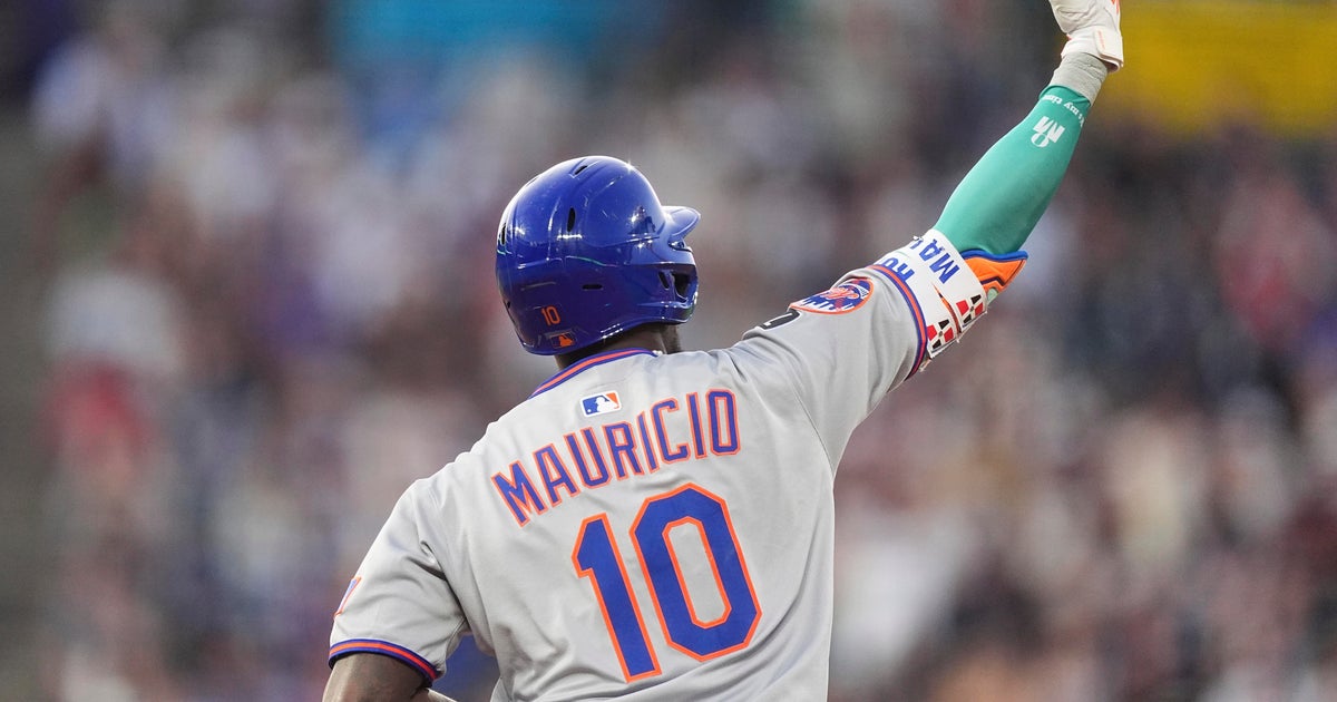 Mauricio's long home run powers Mets past Rockies 8-1 